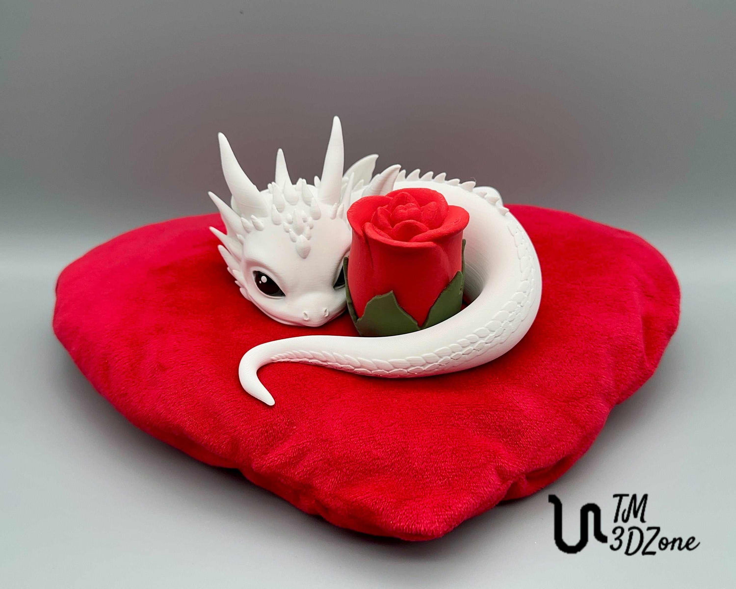 Baby Drache mit Rose, Handbemalt, 3D gedruckt