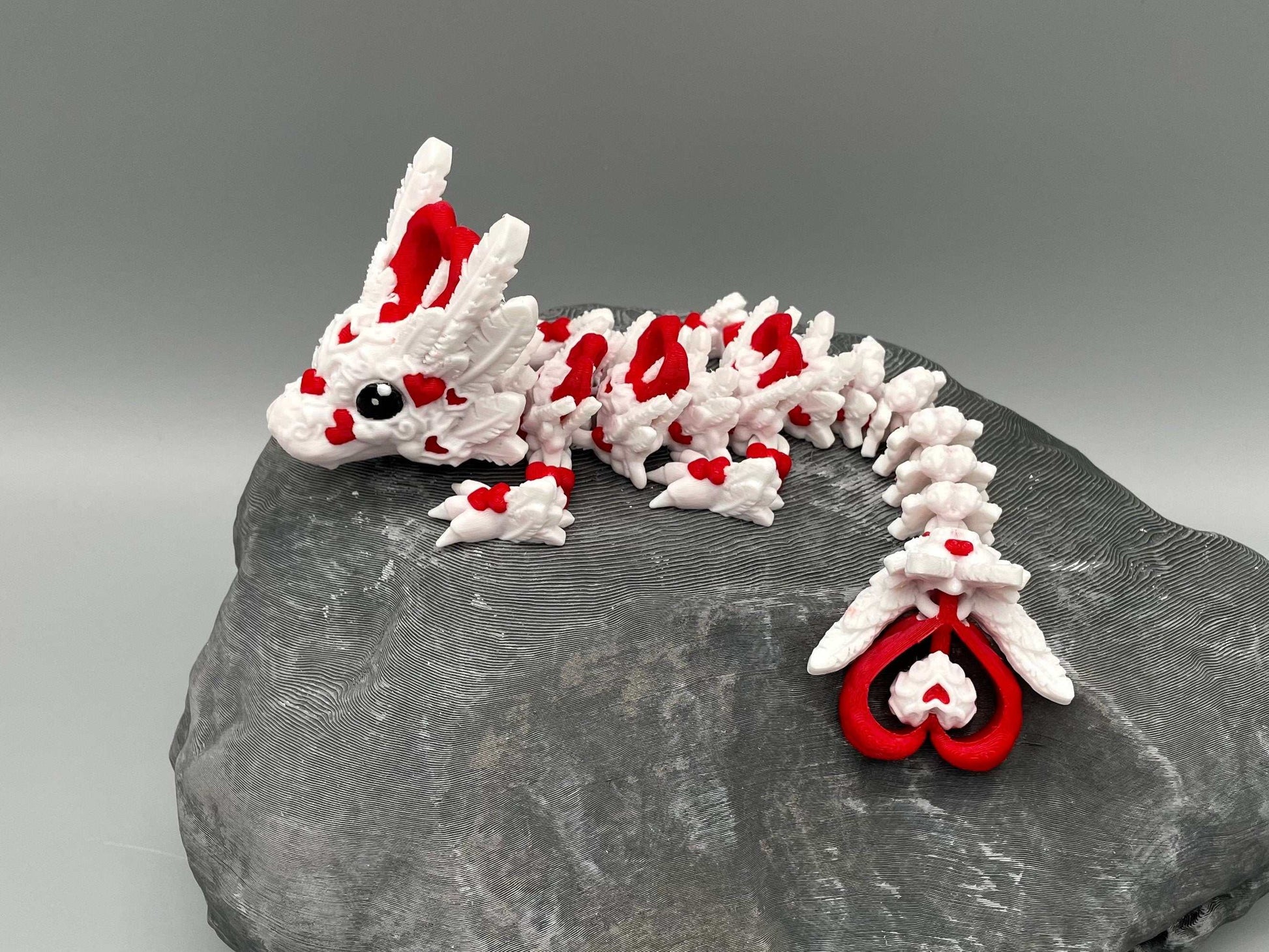 Heller und dunkler Herzdrache, beweglicher 3d gedruckter Drache